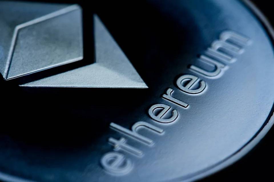 Ethereum пересматривает стейкинг: EIP-8363 может резко снизить награды валидаторов
