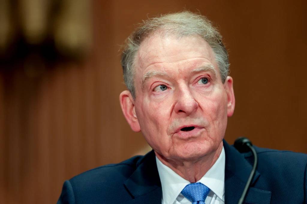 SEC May Write Crypto Rules if CLARITY Act Stalls